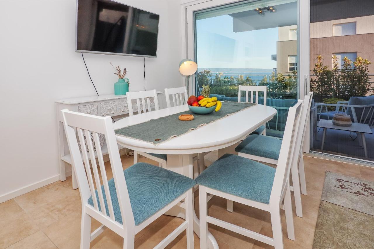 Sea View With Garden Apartment Joshua Сплит Екстериор снимка